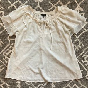 ANNE TAYLOR flowy top petite. Size S.